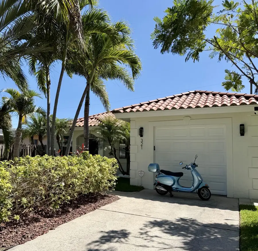 321 Princeton Drive, Lake Worth Beach, FL 33460 - #2