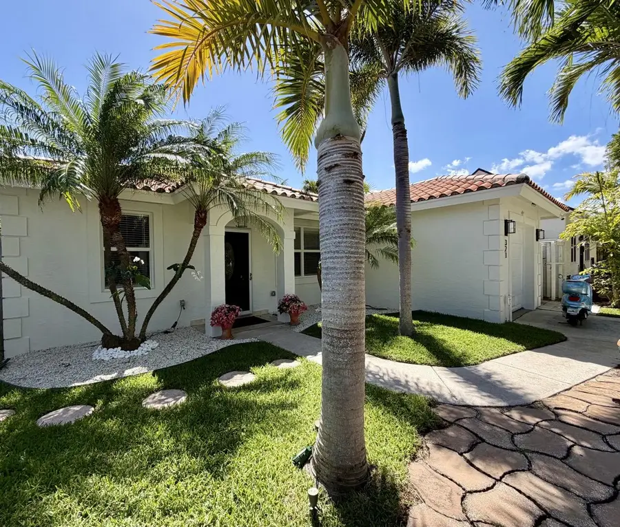 321 Princeton Drive, Lake Worth Beach, FL 33460 - #3