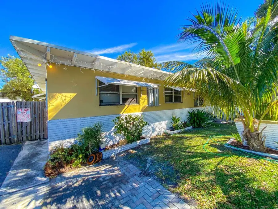 527 48th Street, West Palm Beach, FL 33407 - #2