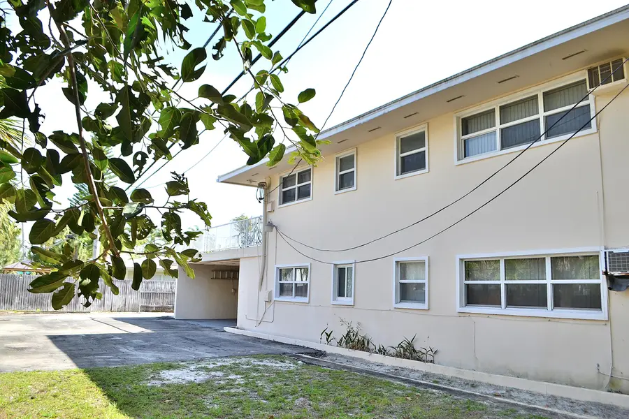 2633 Middle River Drive #1-6, Fort Lauderdale, FL 33306 - #3