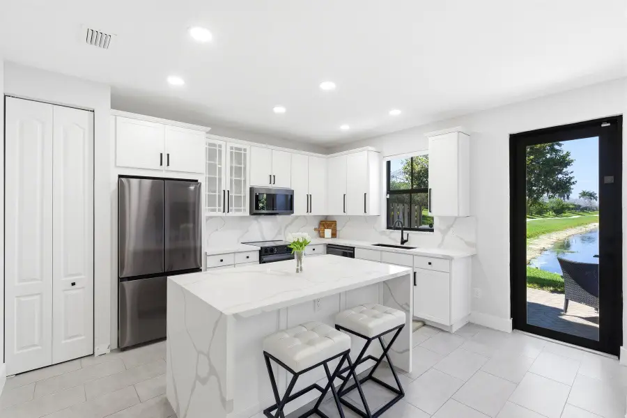 8403 Lakeview Trail, Parkland, FL 33076 - #3