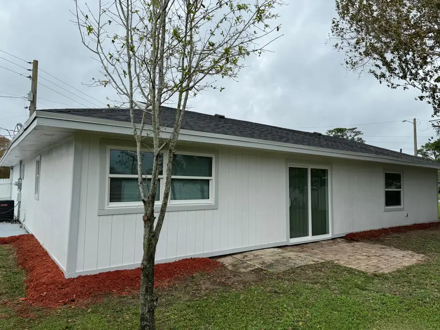 747 E Prima Vista Boulevard, Port Saint Lucie, FL 34952 - #3