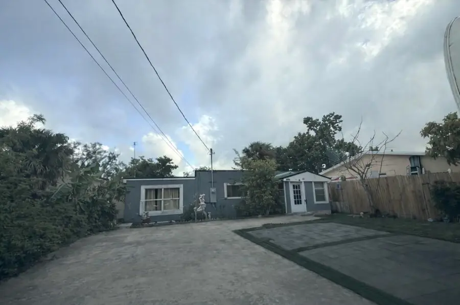 2686 Summit Boulevard, West Palm Beach, FL 33406 - #3