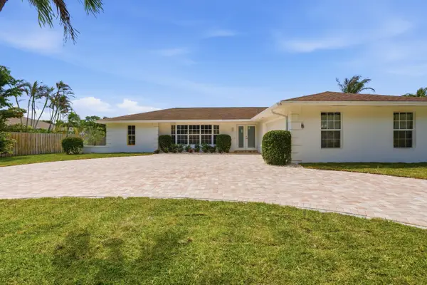359 Country Club Drive, Tequesta, FL 33469