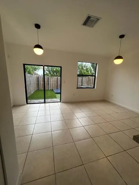 20623 NE 7th Place, North Miami Beach, FL 33179 - #3