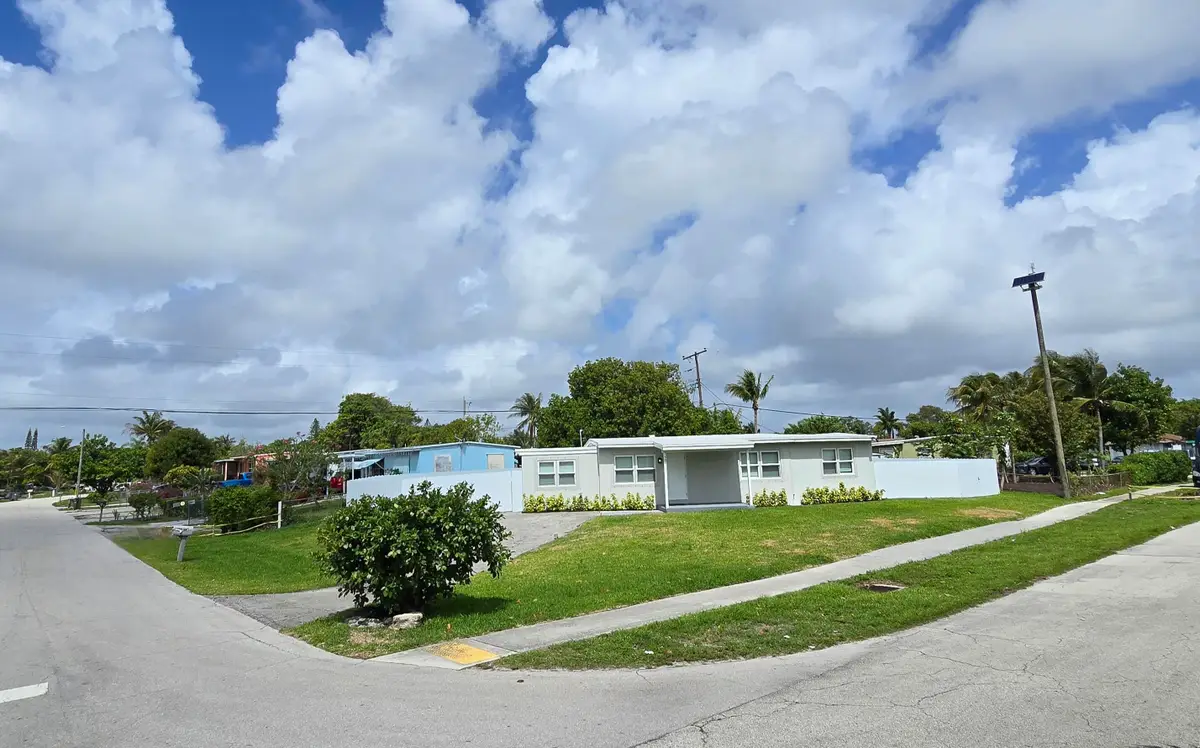 591 Seagrape Road, Lantana, FL 33462 - #1