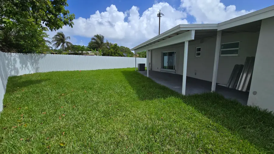 591 Seagrape Road, Lantana, FL 33462 - #3