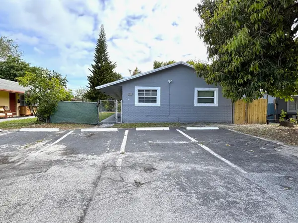 830 SW 10th Street, Pompano Beach, FL 33060