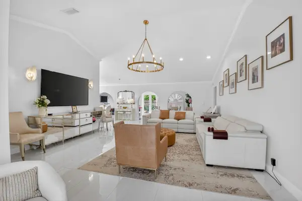 2402 NW 30th Street, Boca Raton, FL 33431