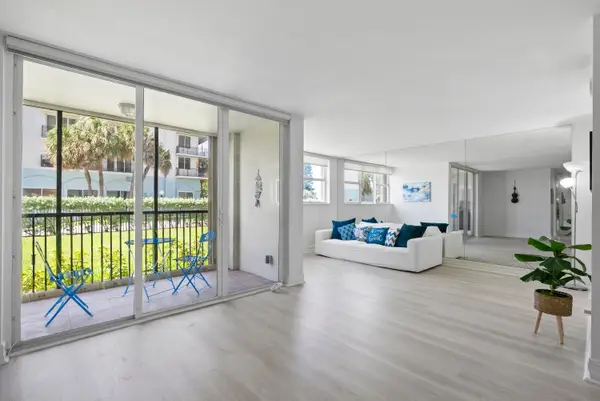 1239 Hillsboro Mile #105, Hillsboro Beach, FL 33062