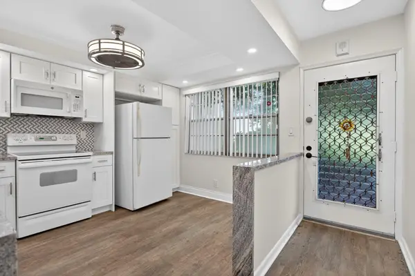 3203 Portofino Point #M1, Coconut Creek, FL 33066