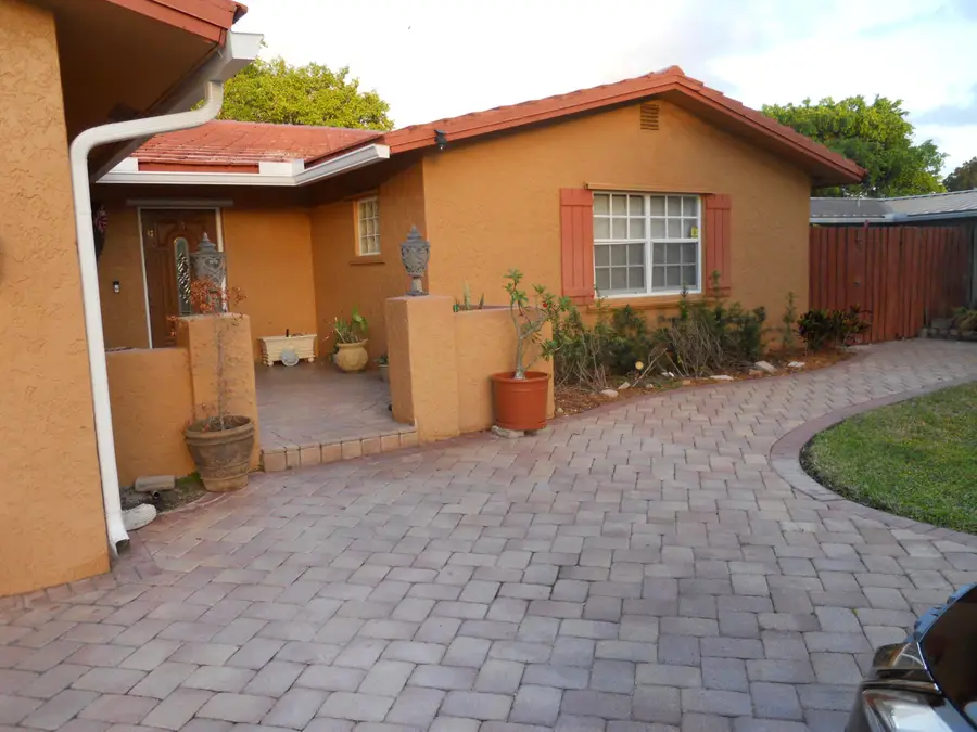 2755 NW 84th Avenue, Coral Springs, FL 33065 - #3