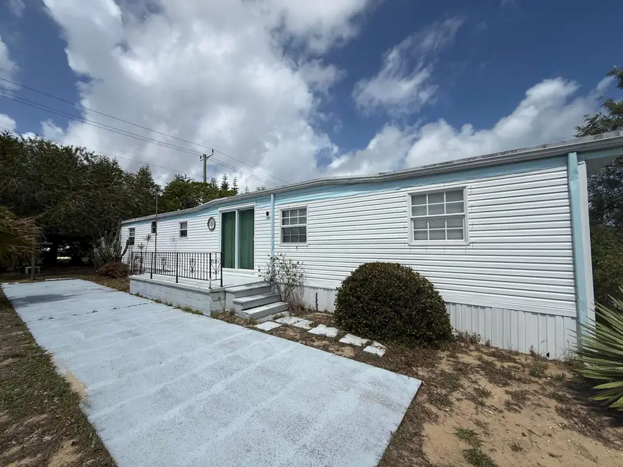 8008 SE Swan Avenue, Hobe Sound, FL 33455 - #3