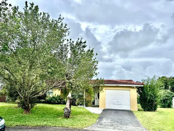 7608 NW 43rd Court, Coral Springs, FL 33065