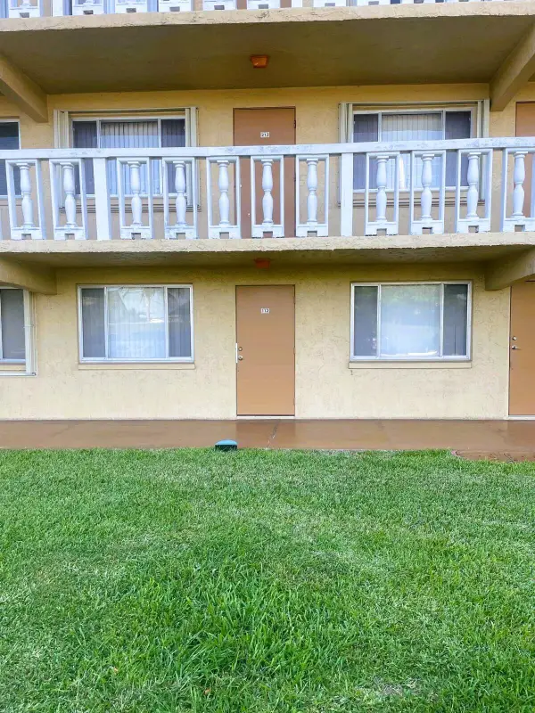 100 Village Green Circle E #112, Palm Springs, FL 33461