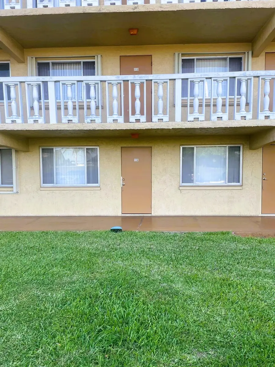 100 Village Green Circle E #112, Palm Springs, FL 33461 - #2