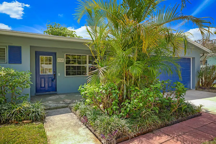 1769 N 18th Ave Avenue N, Lake Worth Beach, FL 33460 - #2