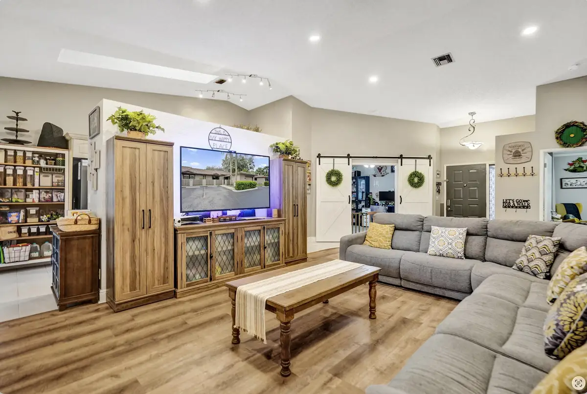 7540 NW 79th Avenue #T5, Tamarac, FL 33321 - #1