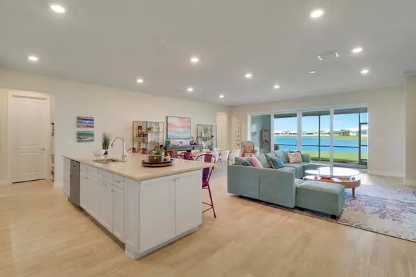 10343 SW Green Turtle Lane, Port St Lucie, FL 34987