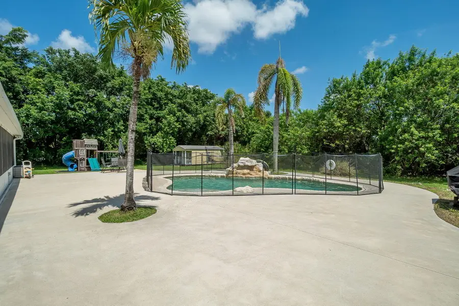 17468 N 38th Rd Road N, The Acreage, FL 33470 - #2