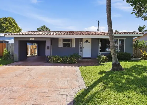 4630 NE 3rd Terrace, Oakland Park, FL 33334