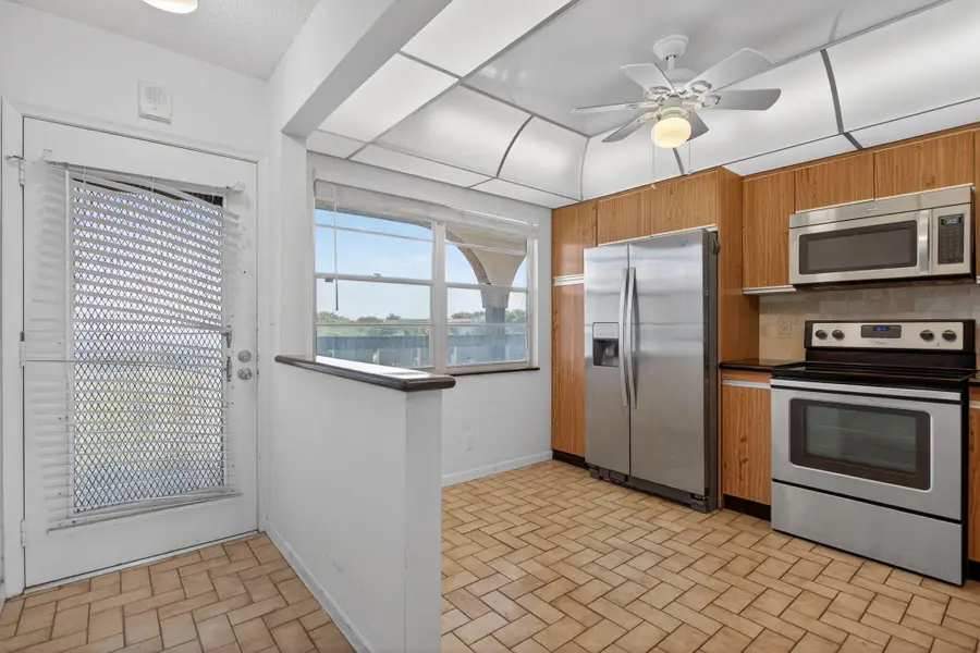 3203 Portofino Point #L4, Coconut Creek, FL 33066 - #2