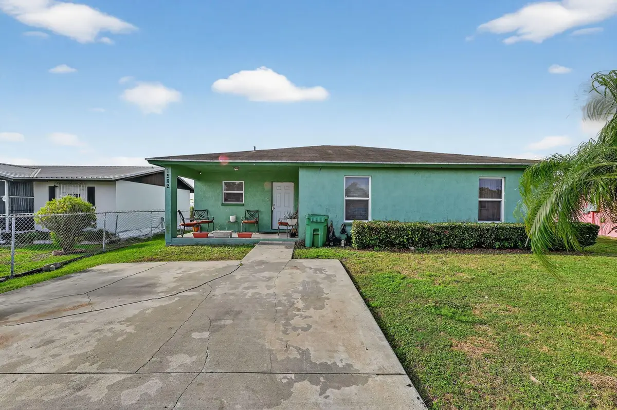 1582 Reverend Jesse Biggs Boulevard, Pahokee, FL 33476 - #1