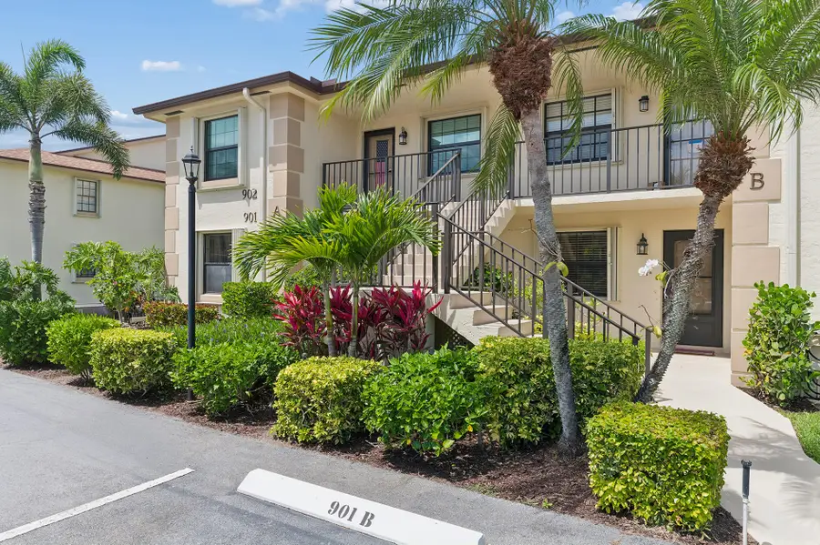 901 Pinecrest Circle #A, Jupiter, FL 33458 - #2