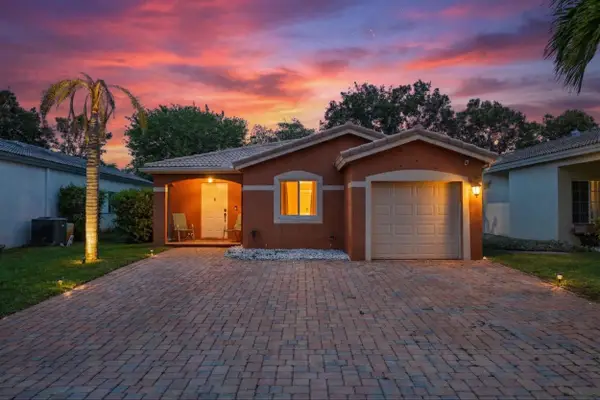 1419 SW 45th Way, Deerfield Beach, FL 33442