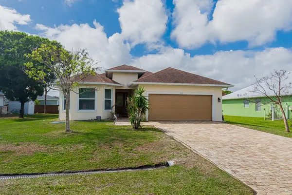 930 SW Versailles Avenue, Port St Lucie, FL 34953