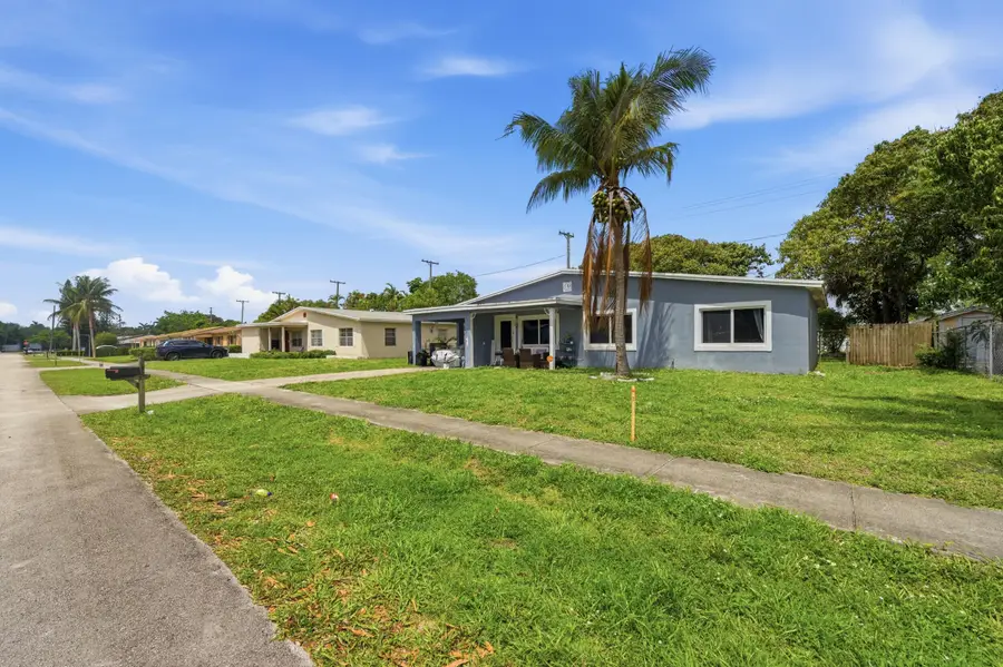3821 NW 4th Place, Lauderhill, FL 33311 - #2