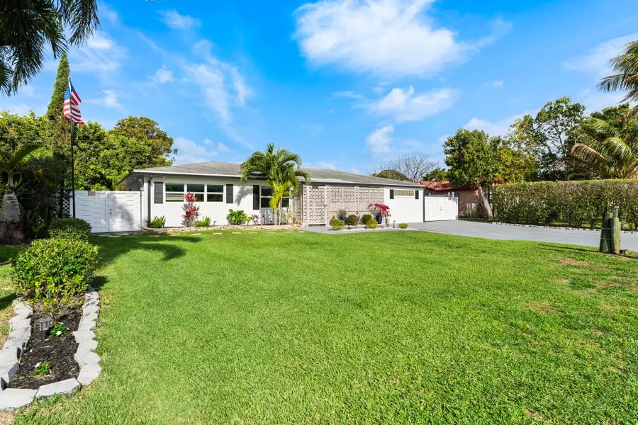 6411 Lake Clarke Drive, Lake Clarke Shores, FL 33406 - #3