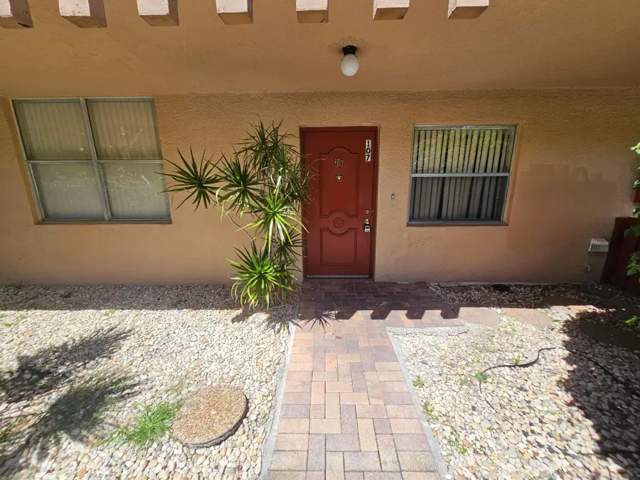 7431 NW 1st Street #107, Margate, FL 33063 - #2