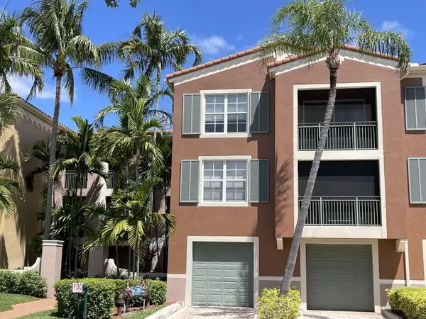 11770 St Andrews Place #304, Wellington, FL 33414