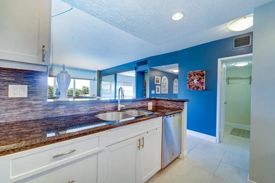 2500 E Las Olas Boulevard #403, Fort Lauderdale, FL 33301 - #3