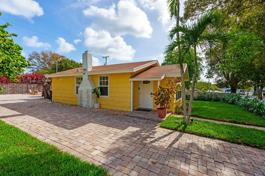 527 50th Street, West Palm Beach, FL 33407 - #3