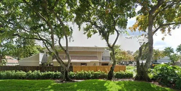 620 Commodore Drive, Plantation, FL 33325