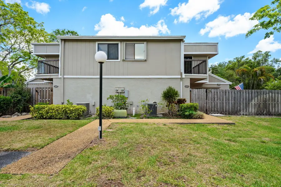 620 Commodore Drive, Plantation, FL 33325 - #2