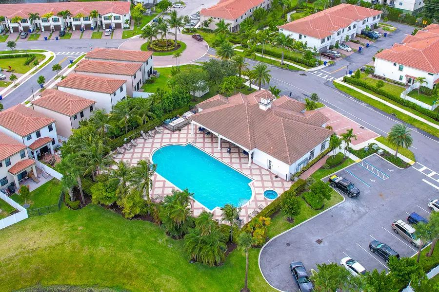 2024 Sugar Maple Drive, Riviera Beach, FL 33410 - #3