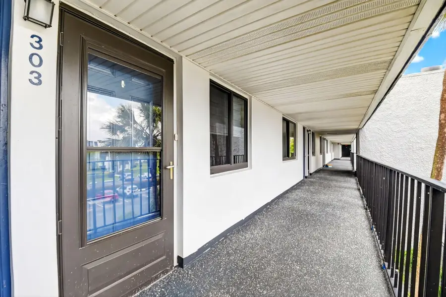 4290 Deste Court #303, Lake Worth, FL 33467 - #3