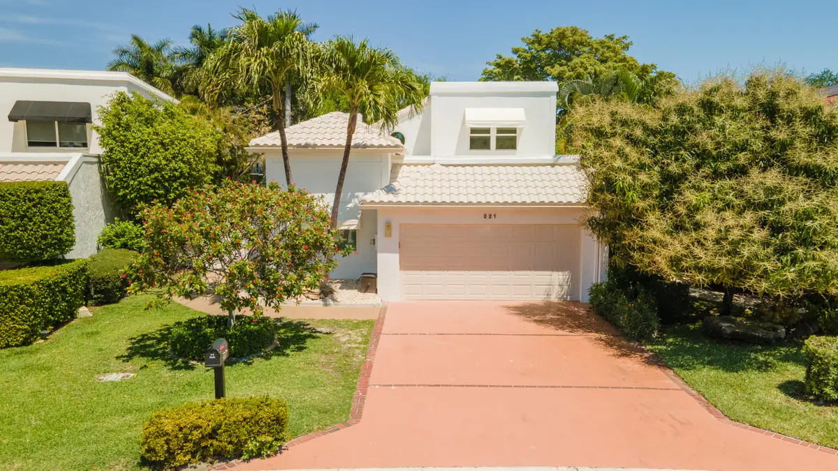 221 Pelican Way, Delray Beach, FL 33483 - #1