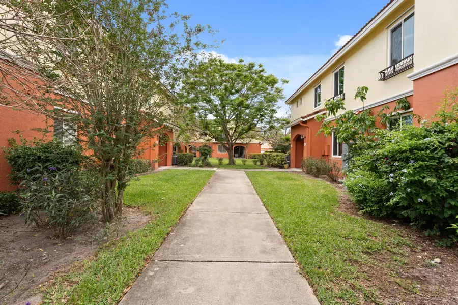 42 SE Sedona Circle #201, Stuart, FL 34994 - #2