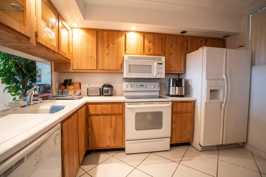 112 Lake Emerald Drive #203, Oakland Park, FL 33309 - #3