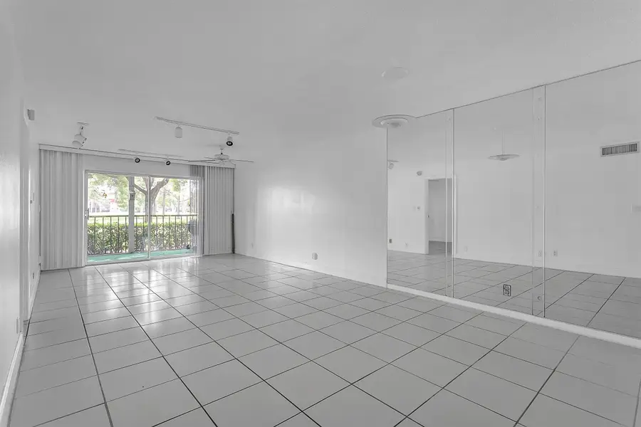 5860 NW 44th Street #111, Lauderhill, FL 33319 - #3