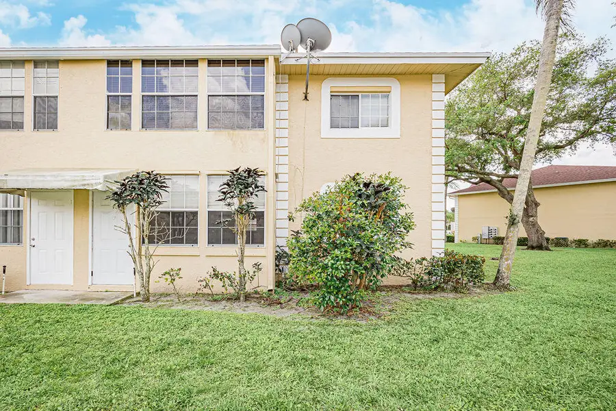 1501 Palm Beach Trace Drive, Royal Palm Beach, FL 33411 - #3