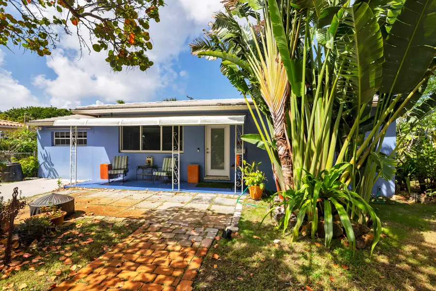 227 Ashworth Street, West Palm Beach, FL 33405 - #2