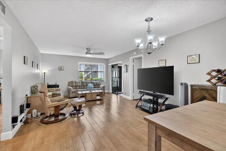 7633 Tahiti Lane #101, Lake Worth, FL 33467 - #2