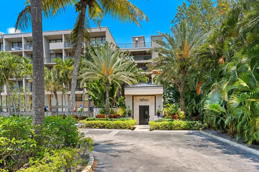 1830 Embassy Drive #503, West Palm Beach, FL 33401 - #3