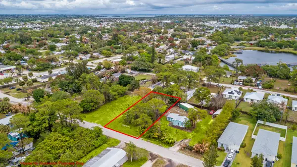 5167 SE Isabelita Avenue Se, Stuart, FL 34997
