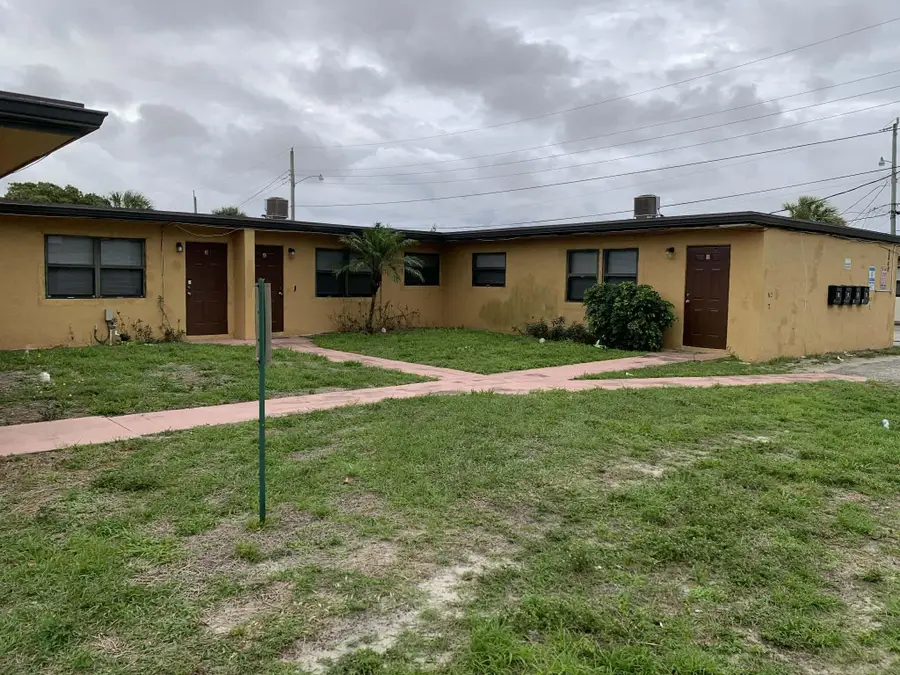 2840 Avenue S, West Palm Beach, FL 33404 - #2